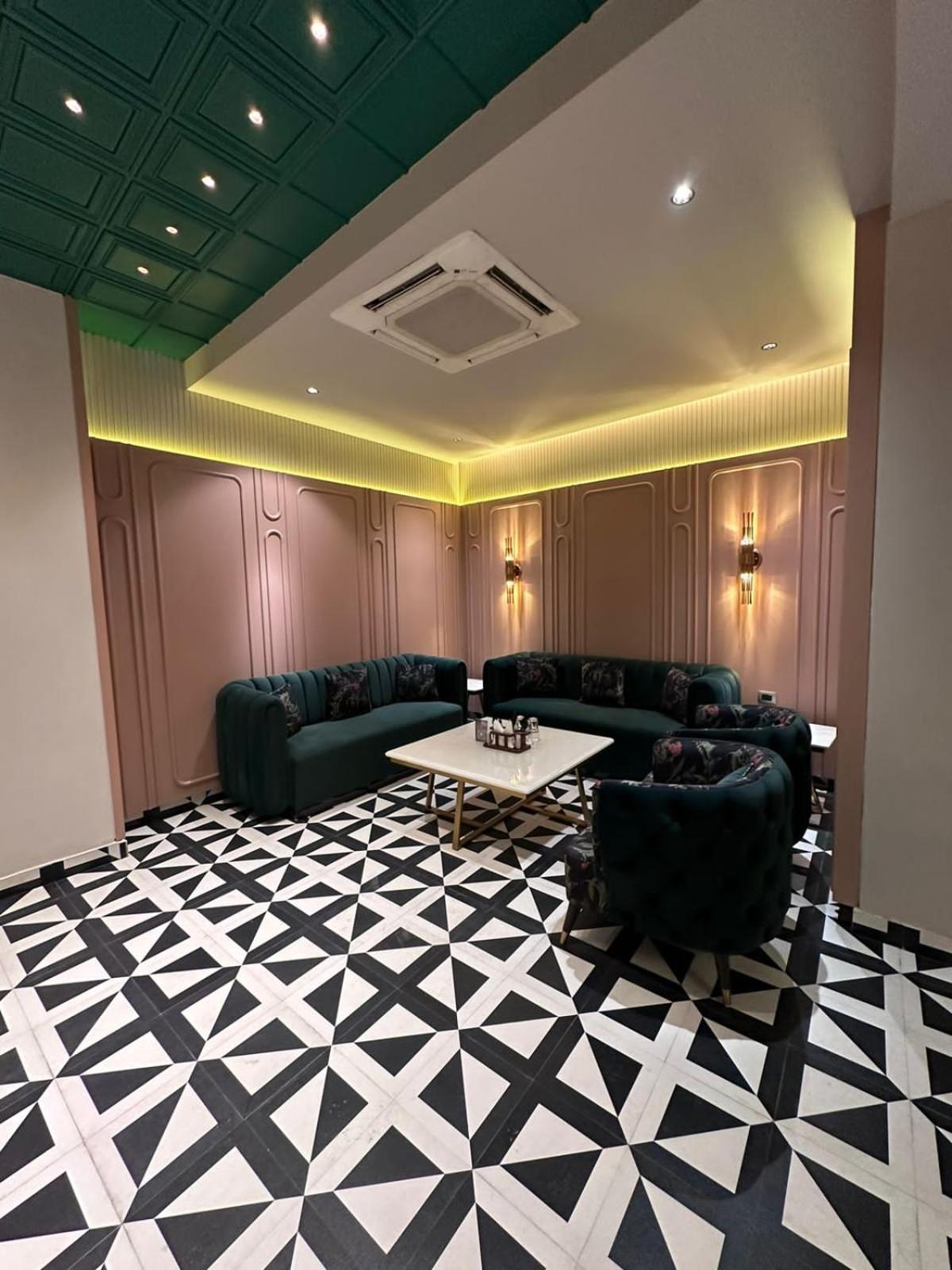 Hotel Rajmahal Moradabad Exteriör bild